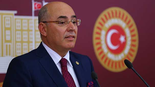 MHP'Lİ MEVLÜT KARAKAYA'DAN CUMHURİYET COŞKUSU! "BİRLİK VE HÜRRİYET RUHUNU YAŞADIK"
