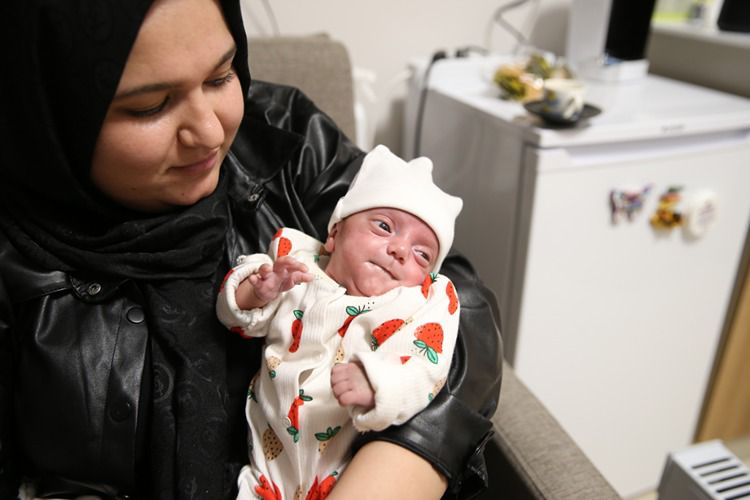 Adıyaman’da 580 Gram Doğan “Asya” Bebek, 108 Gün Sonra Anne