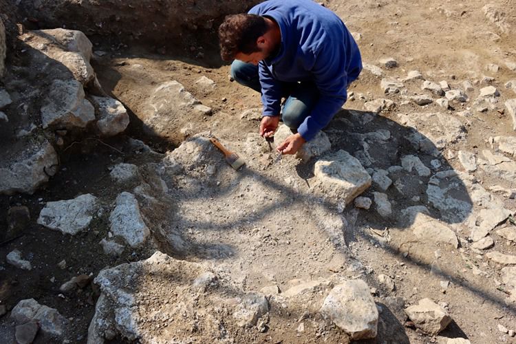 Gölyazı’da “Simitçi Kale” Kazısında Ham İpek Atölyesi Ortaya Çıktı Bursa’nın