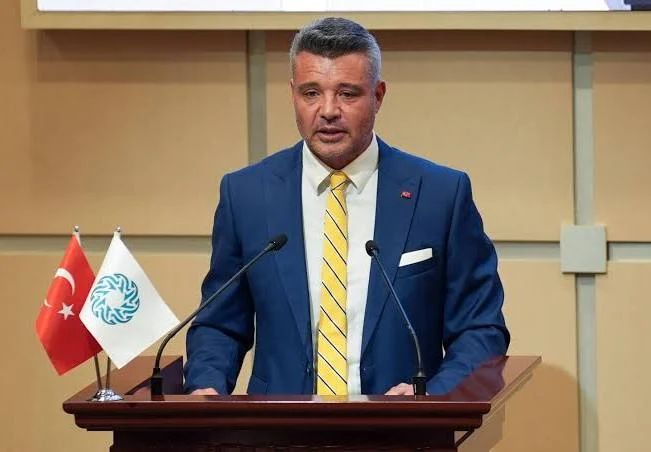Fenerbahçe Başkanı Sadettin Saran’dan Türk Futbolu İçin Temizlik Vurgusu: “Kokuşmuşluk
