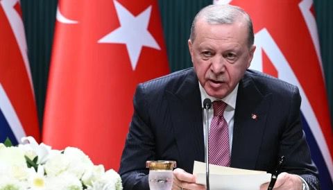 Cumhurbaşkanı Erdoğan: “İsrail Hükümeti Dizginlenmeli” Cumhurbaşkanı Recep Tayyip Erdoğan, Filistin