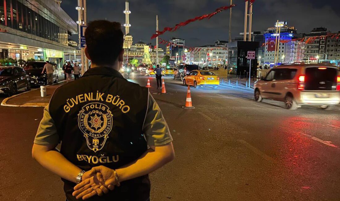 İstanbul’da dün gerçekleştirilen “Huzur İstanbul” adlı iki aşamalı asayiş uygulamasında