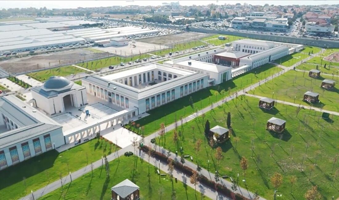 Recep Tayyip Erdoğan, yarın kapılarını açacak olan Atatürk Havalimanı Millet