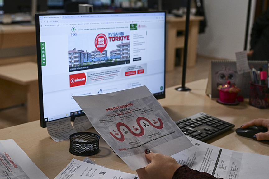 Türkiye genelinde 81 ilde inşa edilmesi planlanan “Yüzyılın Konut Projesi”,