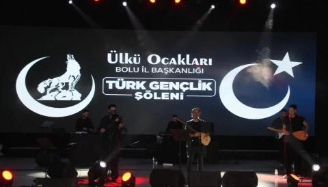 Ülkü Ocakları Bolu İl Başkanlığı’nın düzenlediği gençlik şöleni, binlerce gencin