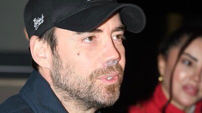 Pop müzik sanatçısı Murat Dalkılıç, uzun süredir gündemde olan burun