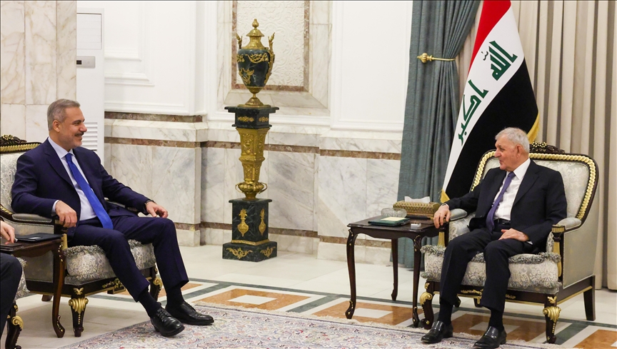 Dışişleri Bakanı Hakan Fidan, resmi ziyaret için bulunduğu Irak’ta Cumhurbaşkanı