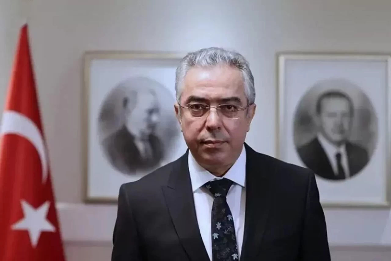 Cumhurbaşkanı Başdanışmanı ve Hukuk Politikaları Kurulu Başkanvekili Mehmet Uçum, Cumhurbaşkanı
