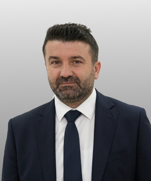 Doç.Dr.İbrahim Akkaş / Akademisyen yazar fotoğrafı