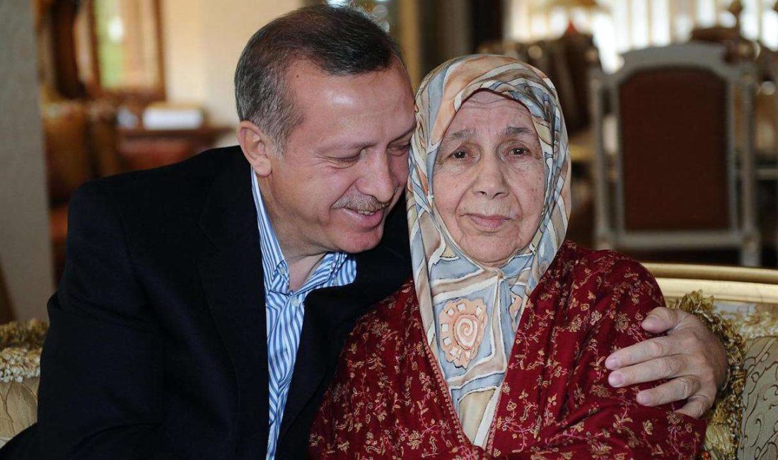 Cumhurbaşkanı Recep Tayyip Erdoğan, Anneler Günü dolayısıyla yayımladığı mesajda annelerin