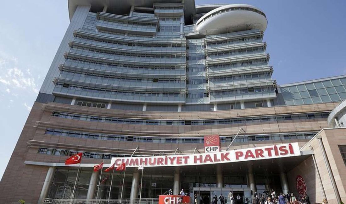 Antalya Büyükşehir Belediyesi’ne yönelik yürütülen “rüşvet” ve “yolsuzluk” soruşturmasında dikkat