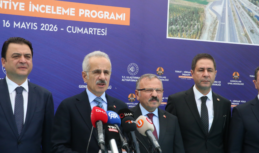 Ulaştırma ve Altyapı Bakanı Abdulkadir Uraloğlu, Tokat-Niksar kara yolu şantiyesinde