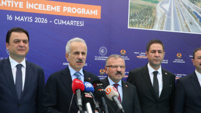 Ulaştırma ve Altyapı Bakanı Abdulkadir Uraloğlu, Tokat-Niksar kara yolu şantiyesinde