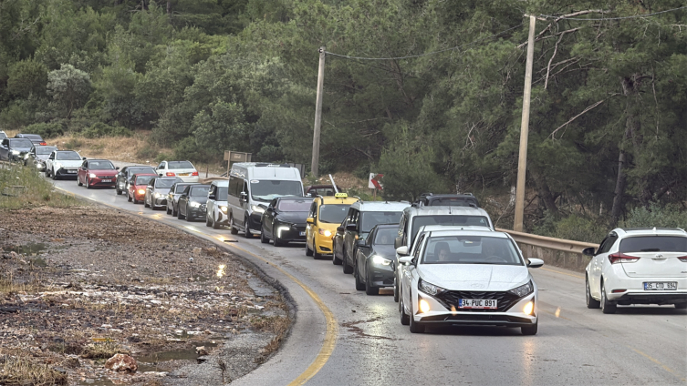 Muğla'nın dünyaca ünlü turizm merkezi Bodrum'da kronikleşen altyapı sorunlarına bir