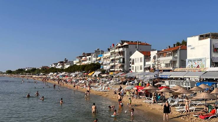 Turizm sektöründe yaz sezonu öncesi hareketlilik hız kazandı. Otel rezervasyonlarında