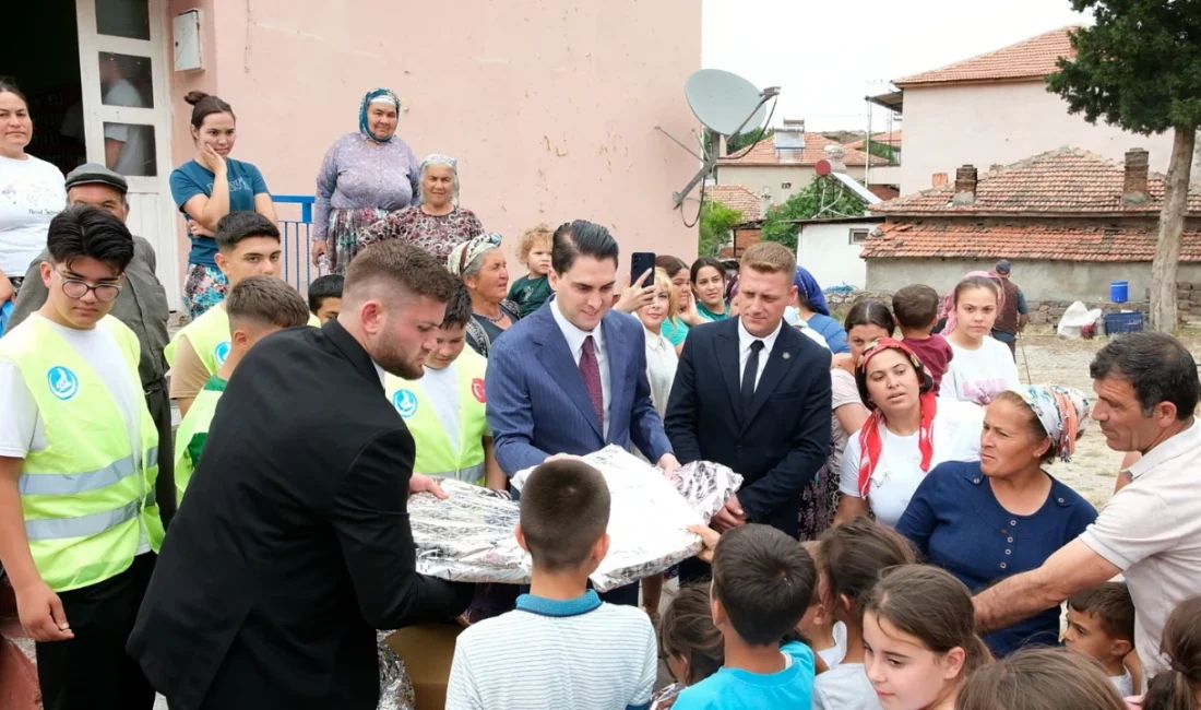 Ülkü Ocakları İzmir İl Başkanlığı, Türk gençliğinin yetişmesine ve fırsat