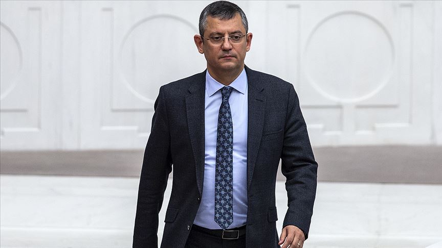 Diyarbakır’da gençlerle bir araya gelen Cumhuriyet Halk Partisi (CHP) Grup