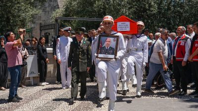 Fırat Kalkanı Harekatı bölgesinde görevi esnasında aniden rahatsızlanarak kaldırıldığı hastanede