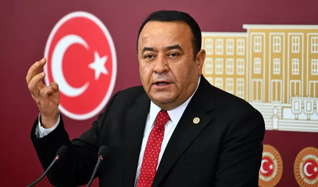 Cumhuriyet Halk Partisi (CHP) çatısı altında siyasi dengeleri sarsacak flaş