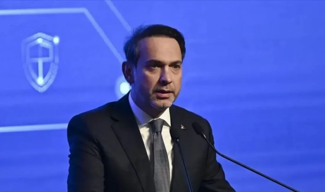 Enerji ve Tabii Kanaklar Bakanı Alparslan Bayraktar, Cumhurbaşkanlığı Külliyesi’ndeki Kabine