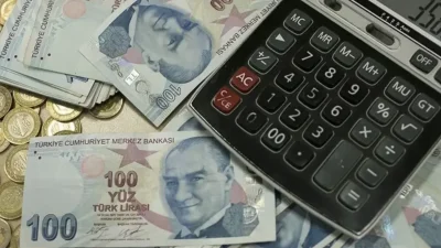 Milyonlarca emeklinin merakla beklediği maaş düzenlemesinde kritik eşik aşıldı. En