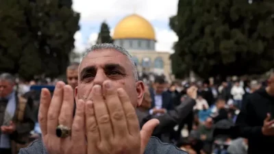 İsrail hükümeti, egemenliği altındaki tarihi Filistin toprakları ile işgal altında