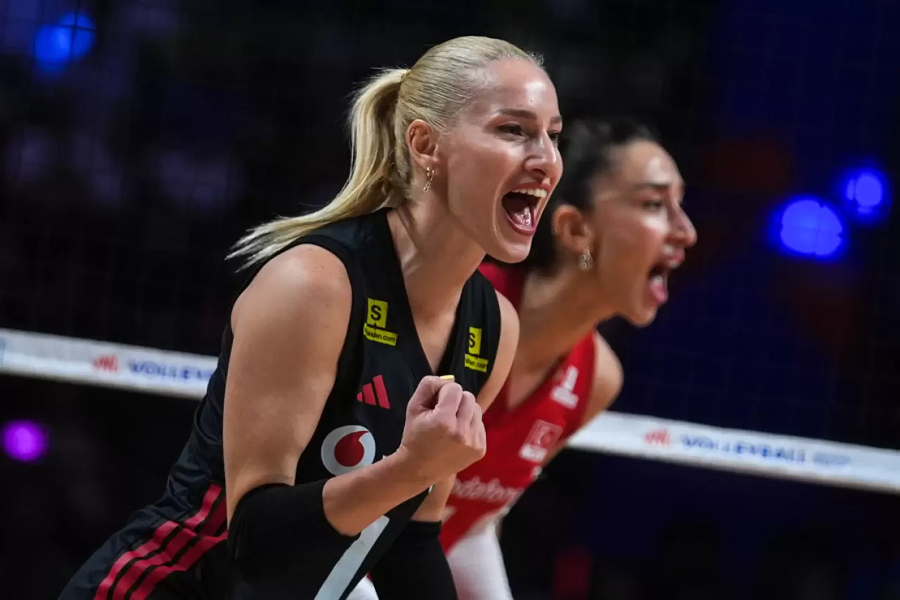 2026 FIVB Kadınlar Milletler Ligi (VNL) yarı finalinde A Milli