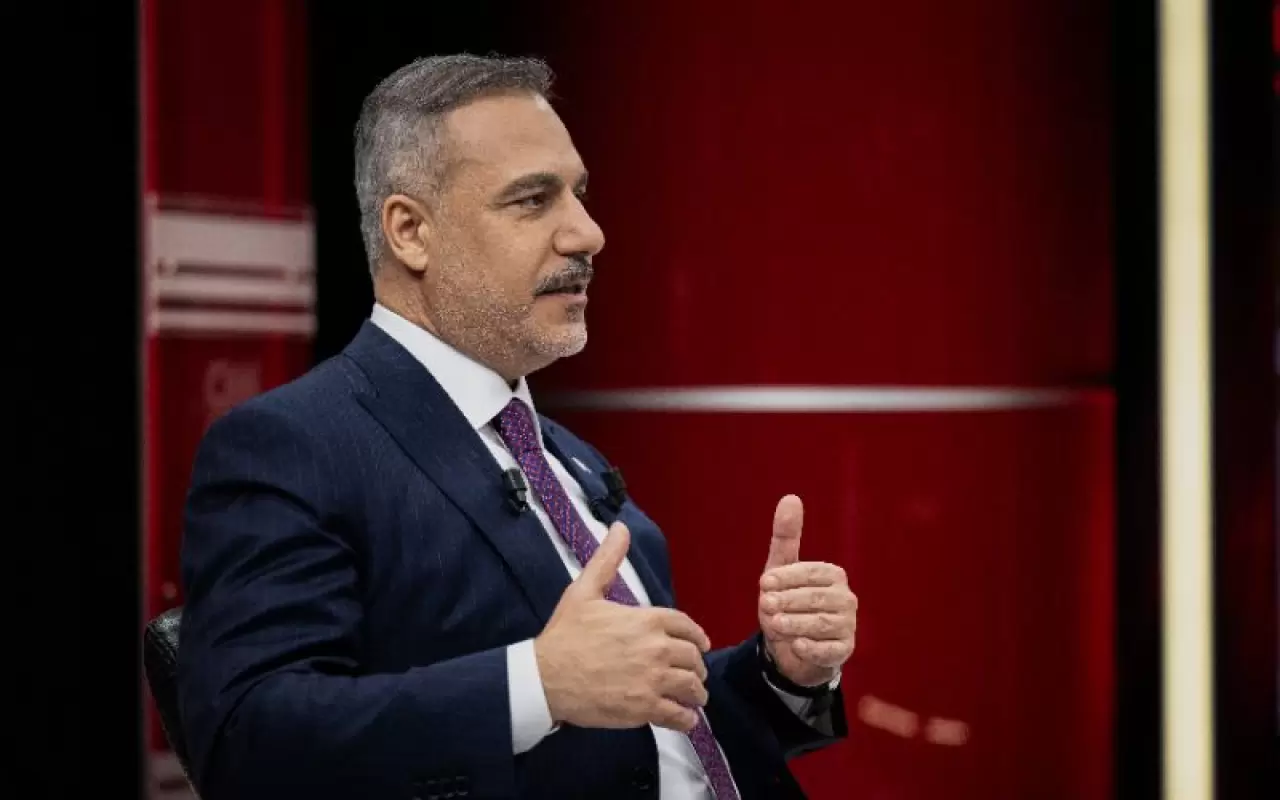 Dışişleri Bakanı Hakan Fidan, CNN Türk ekranlarında Hande Fırat'ın sorularını