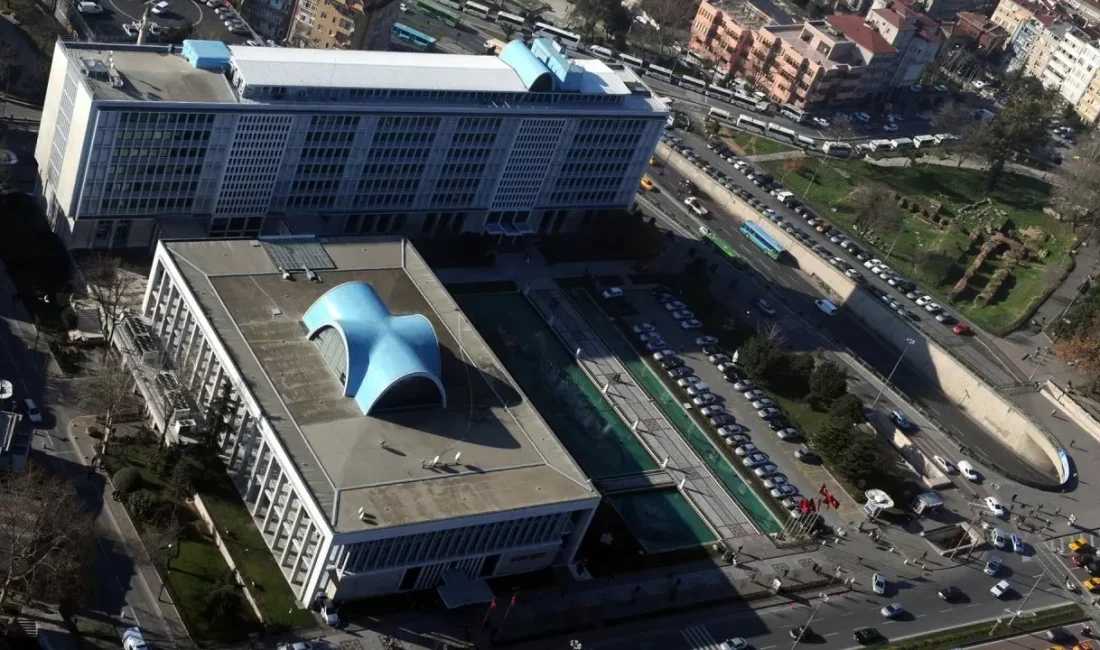 Şile 75. Yıl Ortaokulu’nda 43 öğrencinin İBB tarafından dağıtılan gıda