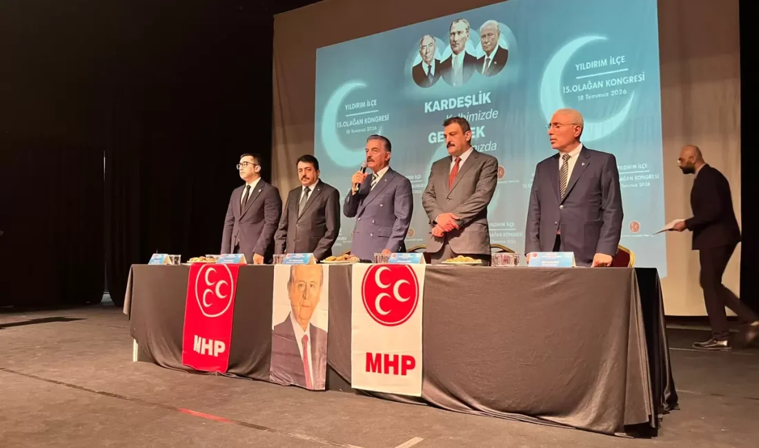 MHP Genel Sekreteri İsmet Büyükataman, Bursa'nın Yıldırım ilçesinde düzenlenen MHP