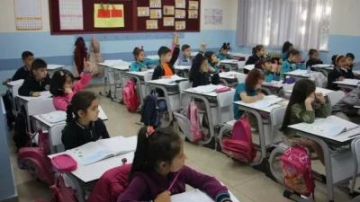 Milli Eğitim Bakanlığı (MEB), ilkokul öğrencilerinin temel derslerdeki öğrenme eksikliklerini