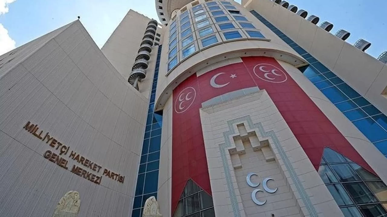Milliyetçi Hareket Partisi (MHP), 5 Temmuz 1993 tarihinde Erzincan’ın Kemaliye