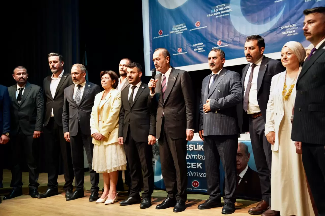 Milliyetçi Hareket Partisi (MHP) Genel Sekreter Yardımcısı ve İzmir Milletvekili