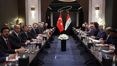 Enerji ve Tabii Kaynaklar Bakanı Alparslan Bayraktar, resmi temaslarda bulunmak