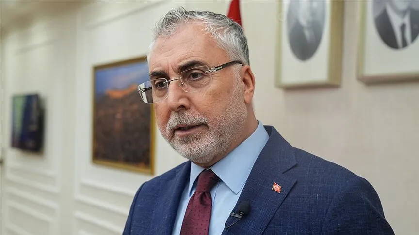 Çalışma ve Sosyal Güvenlik Bakanı Vedat Işıkhan, Sosyal Güvenlik Kurumu