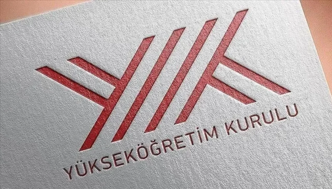 Yükseköğretim Kurulu (YÖK), 9 Ağustos'ta yürürlüğe giren 7592 sayılı Kanun
