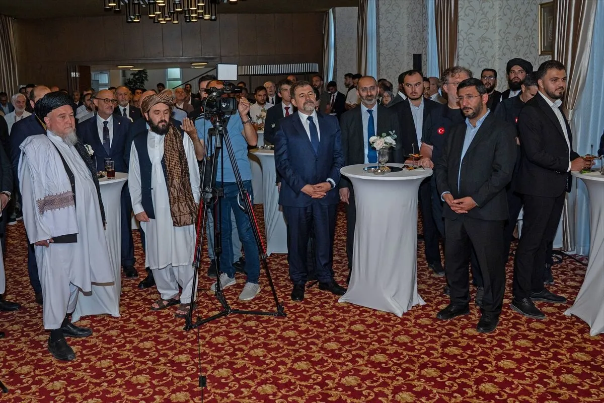 Afganistan'ın Ankara Büyükelçiliğinde, ABD işgalinin sona ermesi ve yönetimin devralınmasının