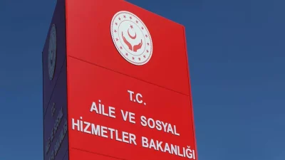 Aile ve Sosyal Hizmetler Bakanlığı, sosyal medyada "Küçük trans çocuklara