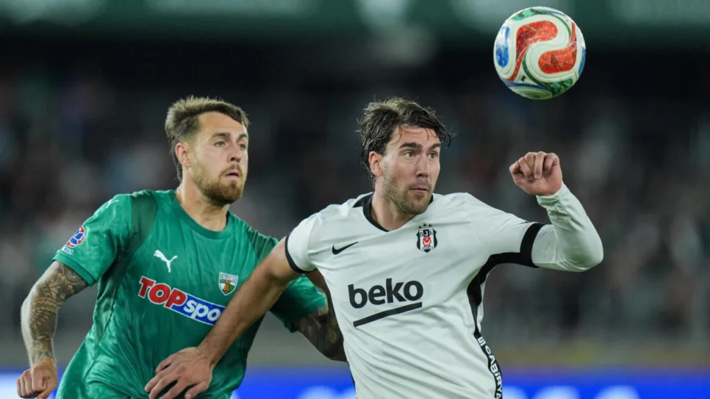 UEFA Avrupa Ligi play-off rövanşında Kauno Zalgiris'e deplasmanda 1-0 mağlup