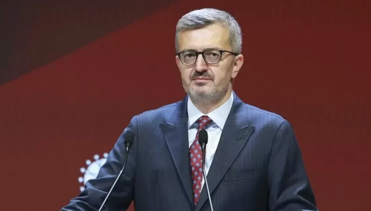 İletişim Başkanı Burhanettin Duran, SDG’nin feshedilmesinin Suriye’nin iç bütünlüğü ve