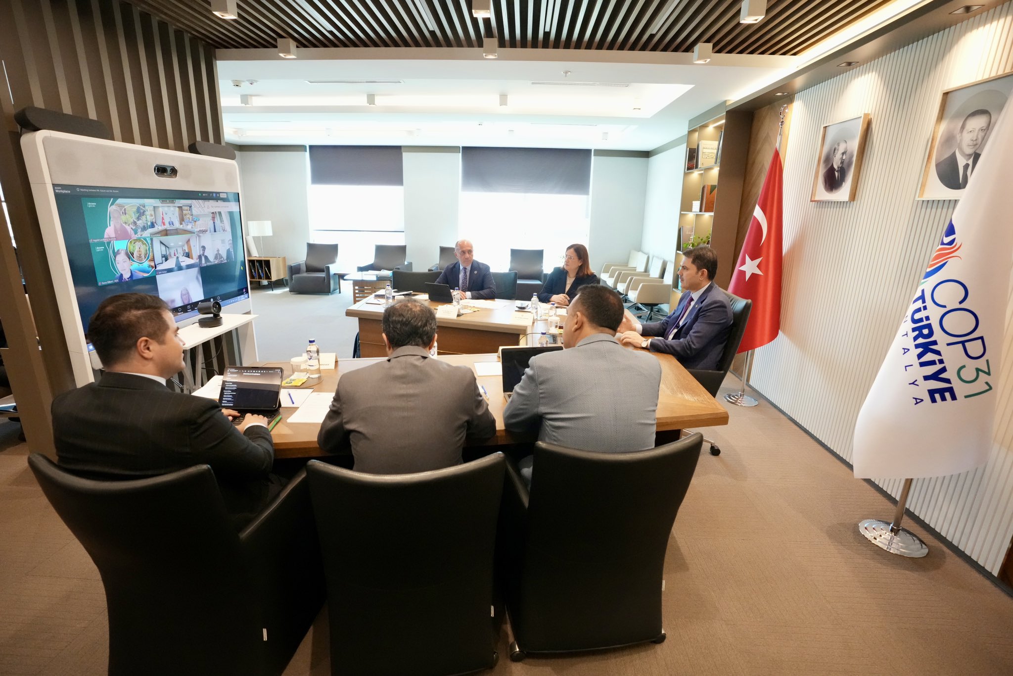 Çevre, Şehircilik ve İklim Değişikliği Bakanı Murat Kurum, Avustralya İklim