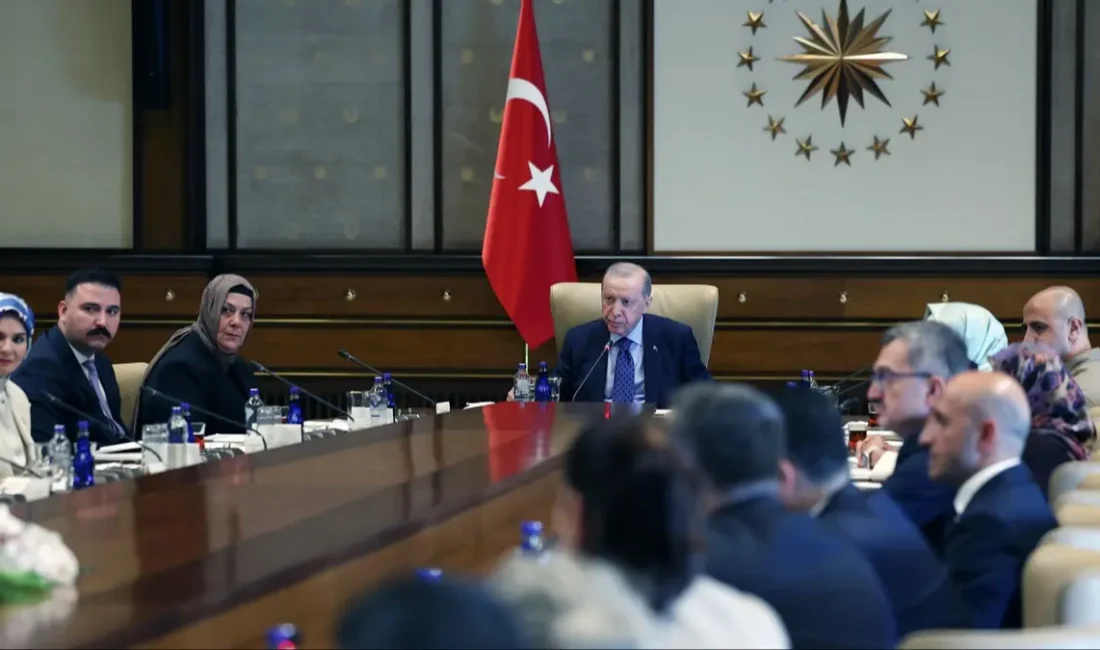 Cumhurbaşkanı Recep Tayyip Erdoğan, Cumhurbaşkanlığı Külliyesi'nde şehit yakınları ve gazileri