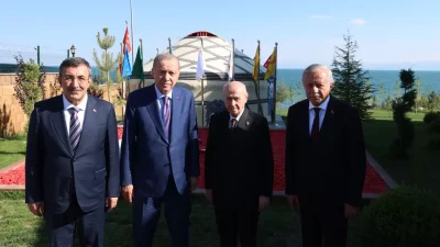 Cumhurbaşkanı Recep Tayyip Erdoğan ve MHP Genel Başkanı Devlet Bahçeli,