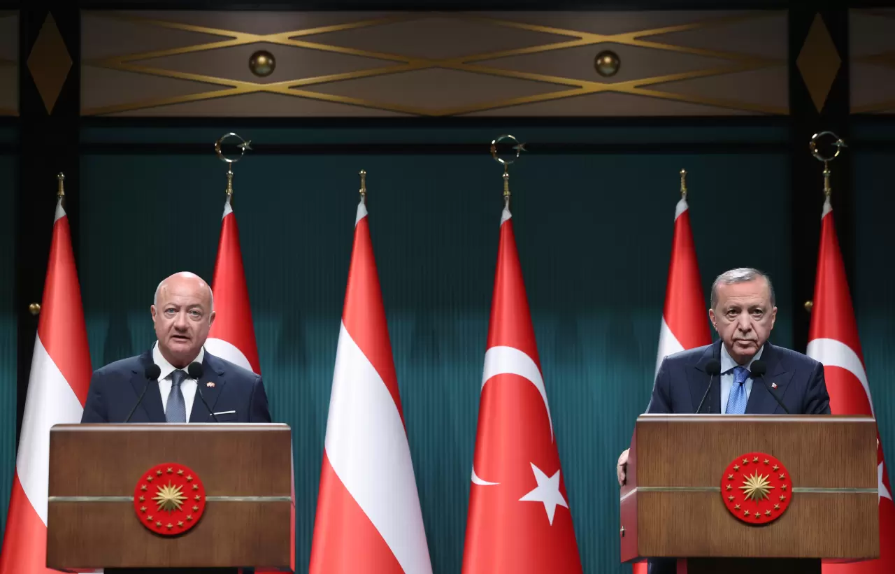 Cumhurbaşkanı Recep Tayyip Erdoğan, Türkiye’ye resmi ziyarette bulunan Avusturya Şansölyesi