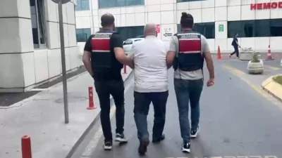 İstanbul merkezli düzenlenen operasyonda, kendilerini MİT mensubu olarak tanıtıp Adalet