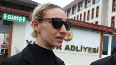 Yalova'nın Çınarcık ilçesinde evinin penceresinden düşerek hayatını kaybeden "Güllü" adıyla