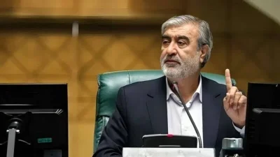 İran Meclisi Komisyon Başkanı İbrahim Azizi, Hürmüz Boğazı'nı "ABD toprağı