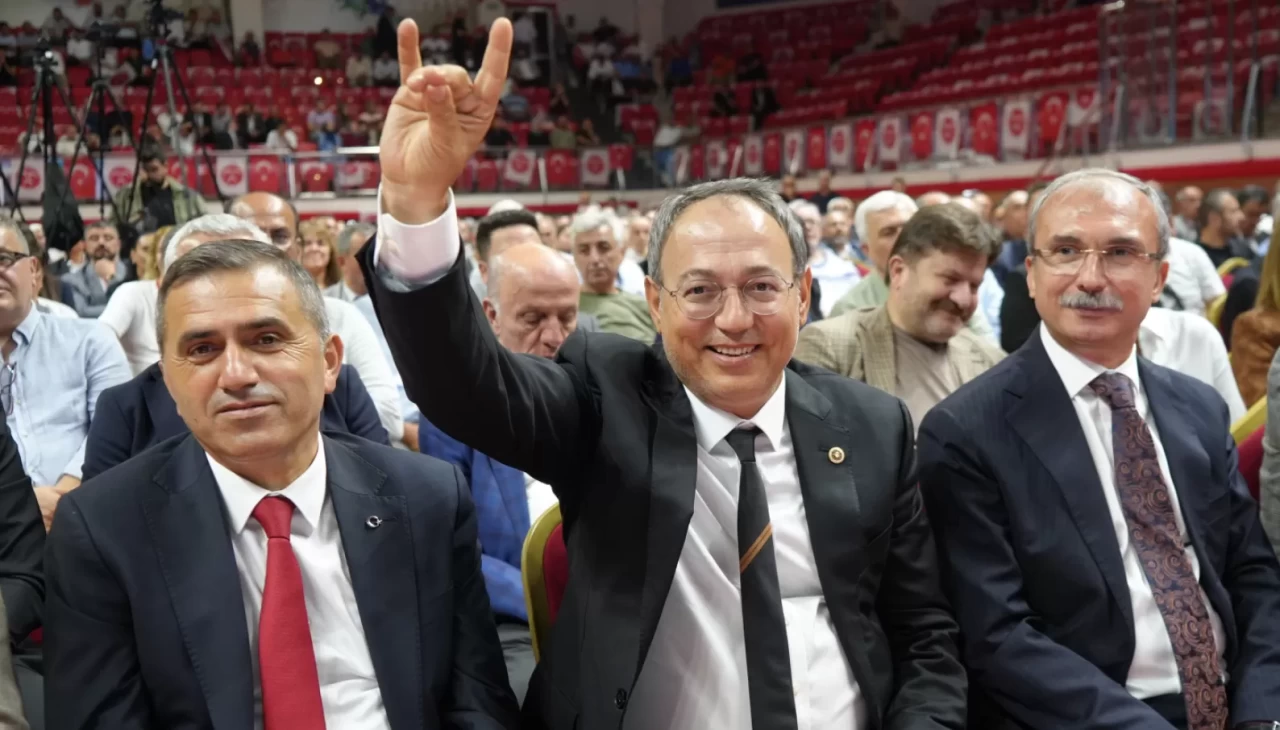 MHP Samsun 15. Olağan İl Kongresi'nde konuşan Genel Başkan Yardımcısı