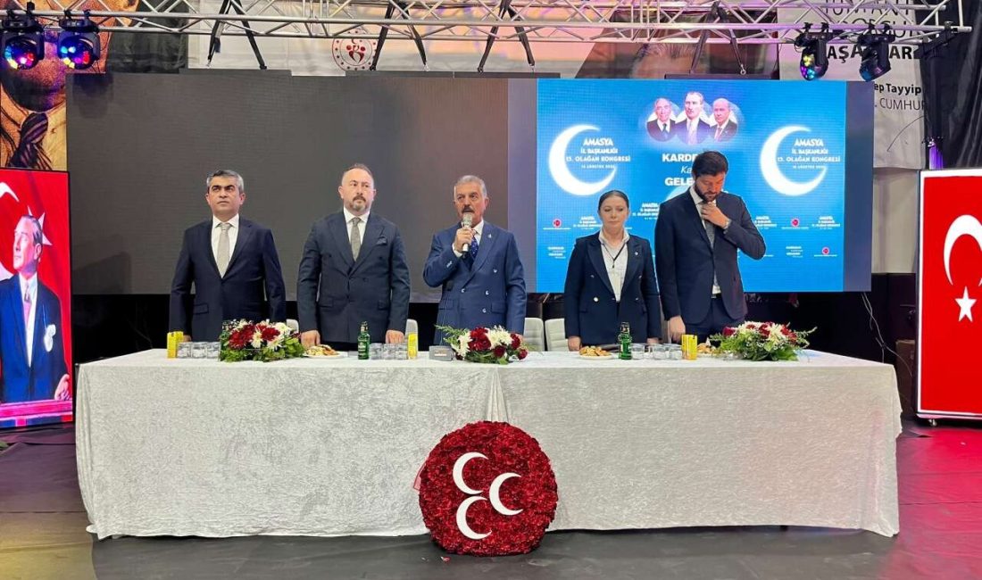 Milliyetçi Hareket Partisi (MHP) Genel Sekreteri İsmet Büyükataman, Amasya İl