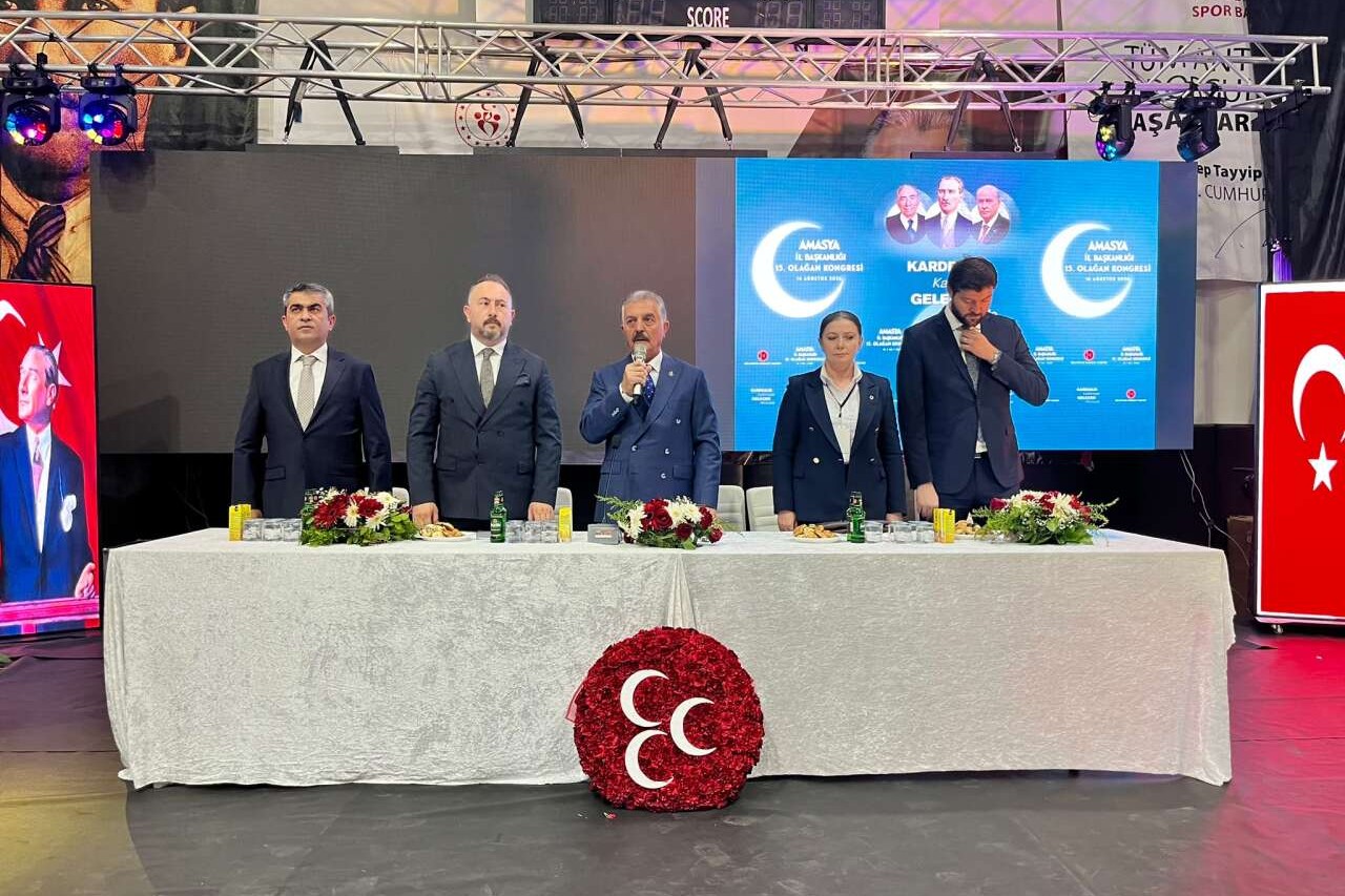 Milliyetçi Hareket Partisi (MHP) Genel Sekreteri İsmet Büyükataman, Amasya İl